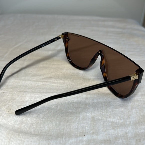 Michael Kors Aspen tortoise sunglasses main image 4
